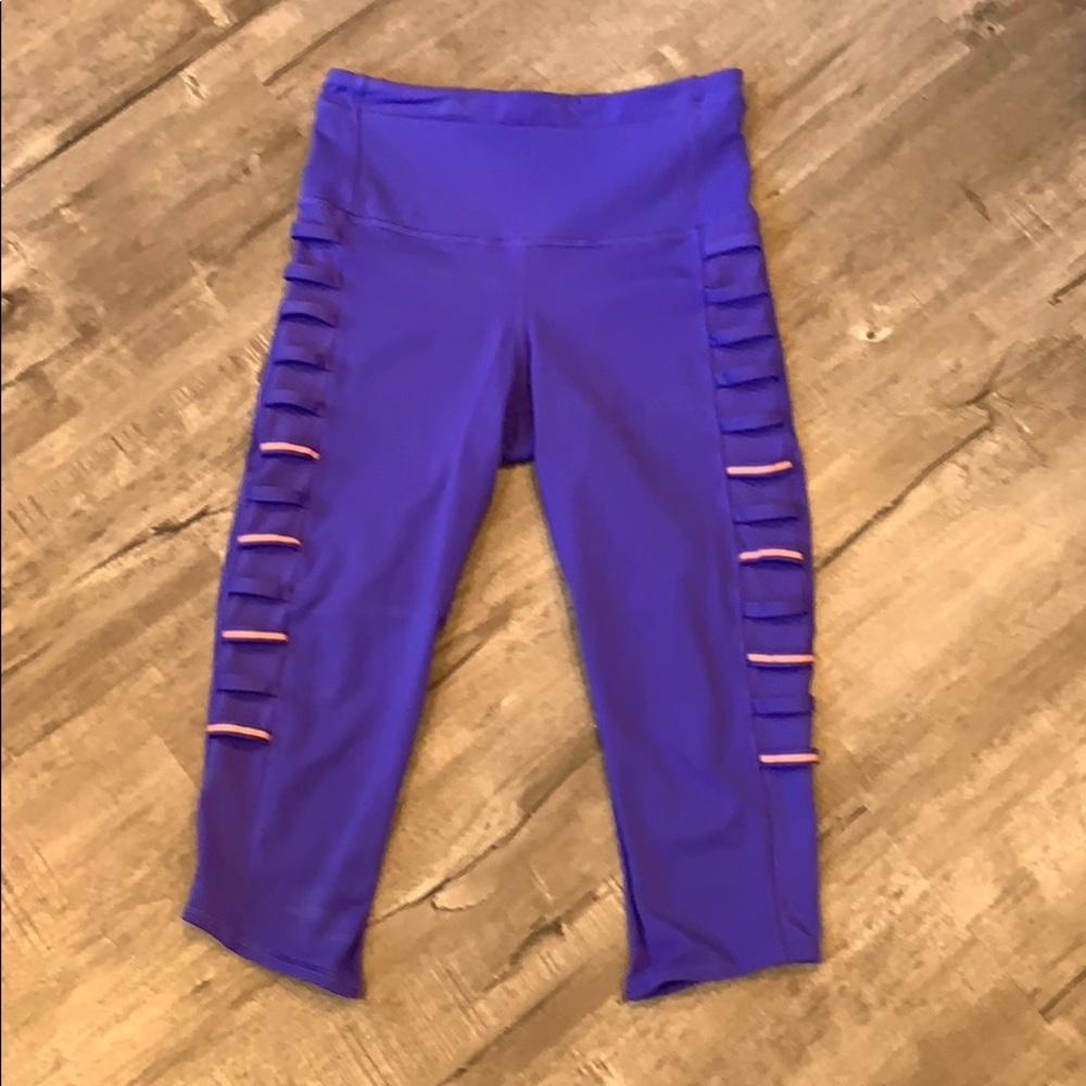 Lululemon Size 4 crop leggings